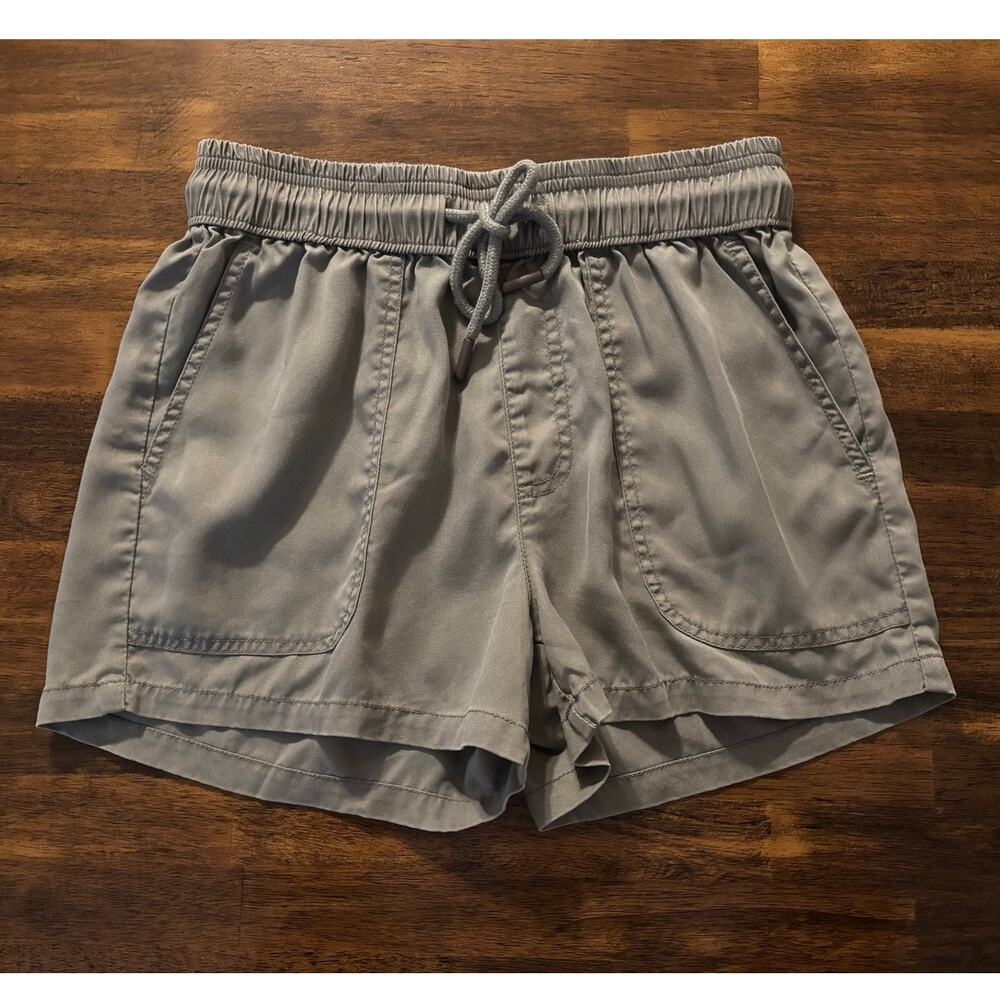 Quince Women’s XS Shorts Pull On Drawstring 100% Tencel Lyocell 2.5" Inseam